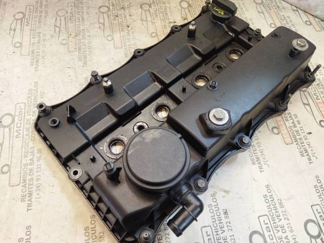 Pokrywa zaworowa BK2Q6K271AH FORD