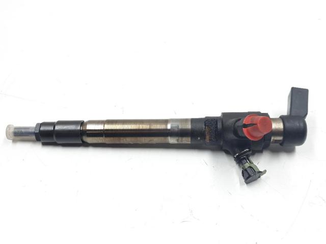 Wtryskiwacz paliwa BK2Q9K546AG PEUGEOT