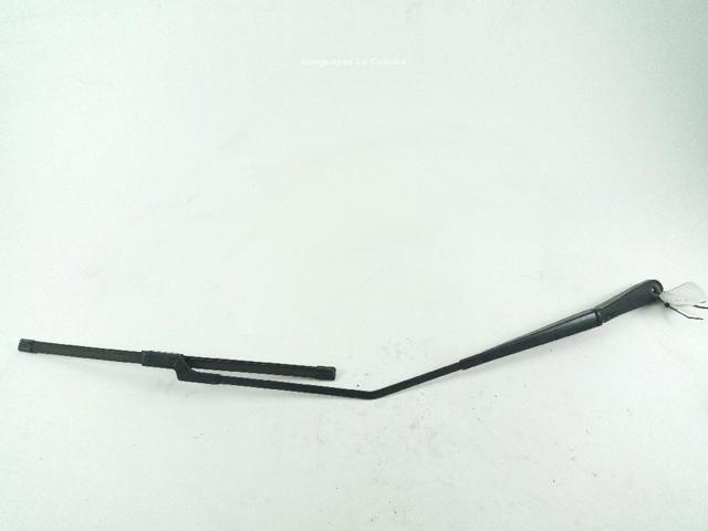 Ramię wycieraczki szyby przedniej BK3117526FD FORD