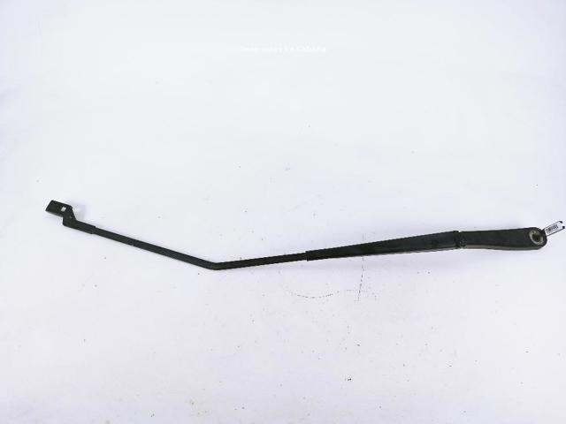 Ramię wycieraczki szyby przedniej BK3117526FD FORD