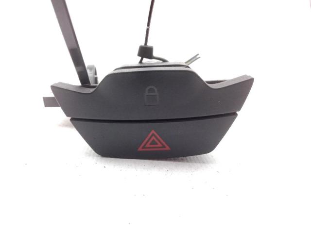 Przycisk włączania światła awaryjnego BK3T13A350AA FORD