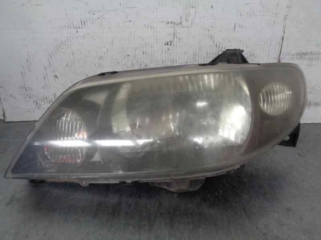 Reflektory Mazda 323