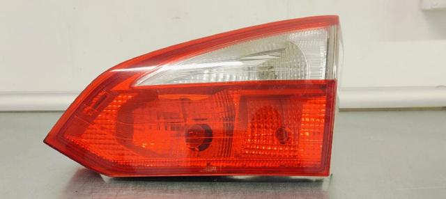 Lampa zespolona tylna prawa wewnętrzna BM5113A602BC FORD