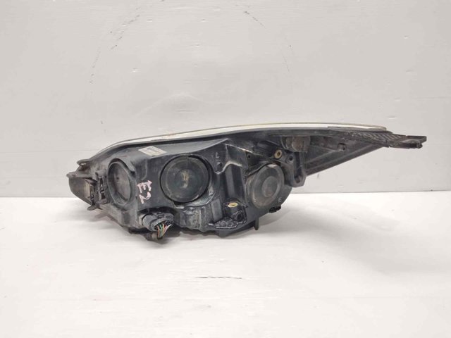 Reflektor prawy Ford Focus 3 CB8