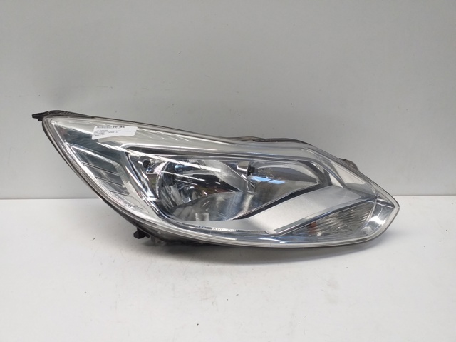 Reflektor prawy Ford Focus 3 CB8
