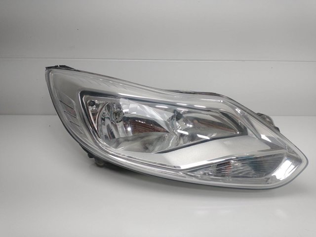 Reflektor prawy Ford Focus 3 CB8