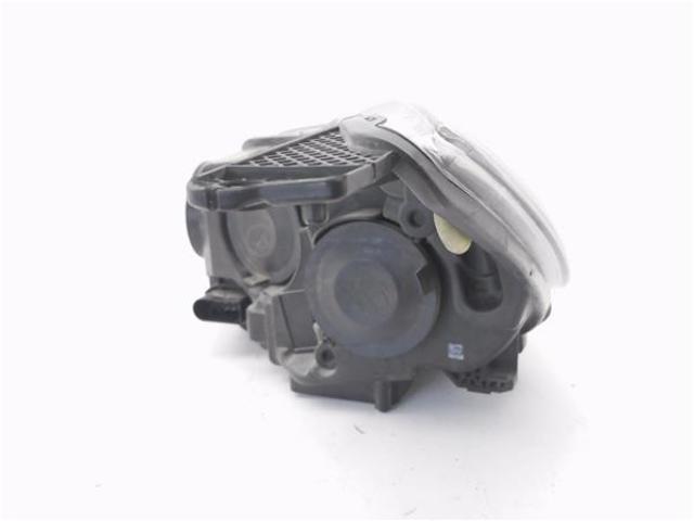 Reflektor prawy Ford Focus 3 CB8