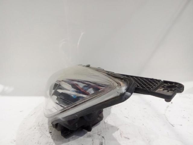 Reflektor lewy Ford Focus 3 CB8