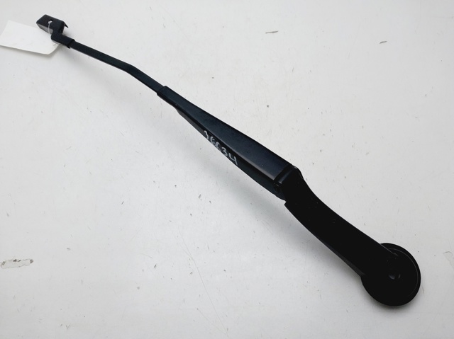 Ramię wycieraczki szyby przedniej BM5117526BC FORD