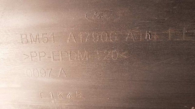 Zderzak tylny Ford Focus 3 CB8