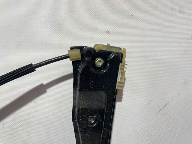 Mechanizm podnoszenia szyby drzwi przednich prawych BM51A23200BF FORD
