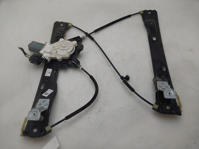 Mechanizm podnoszenia szyby drzwi przednich prawych BM51A23200BF FORD