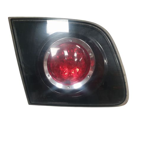 Lampa zespolona tylna lewa wewnętrzna BN9B513J0C MAZDA