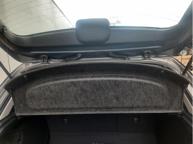 Klapa bagażnika Mazda 3