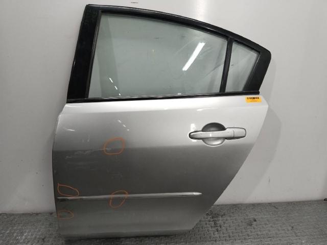 Mazda 3 sedana kupić w Polsce