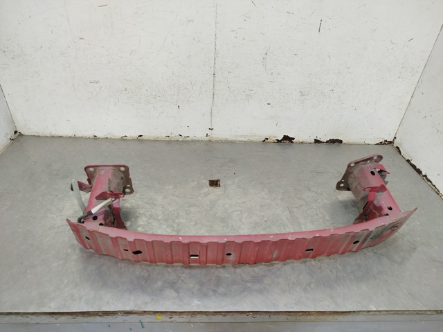 Wzmocnienie zderzaka przedniego BPYK5007YC MAZDA
