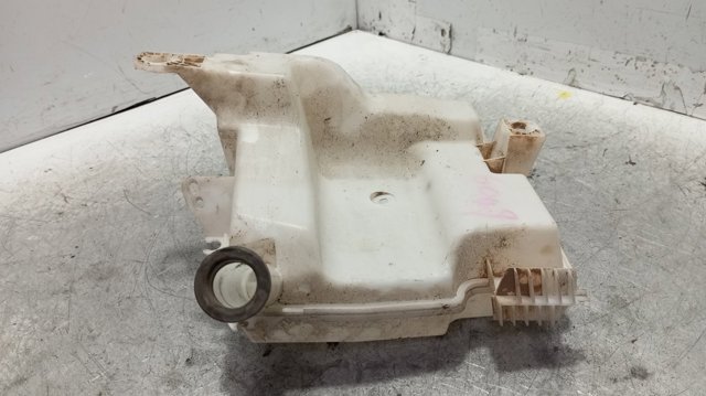 Zbiorniczek spryskiwacza szyb BV6117B613C FORD