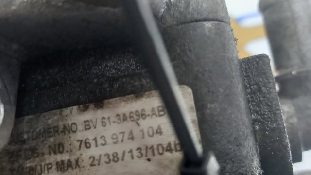 Pompa wspomagania hydraulicznego kierownicy BV613A696AB FORD