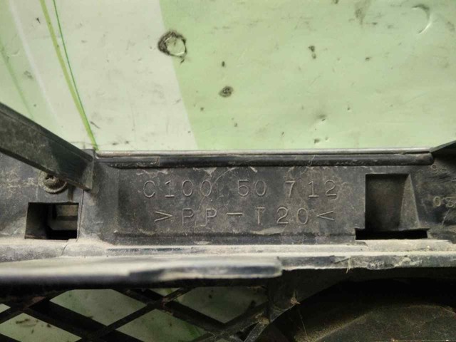 Atrapa chłodnicy Mazda Premacy CP