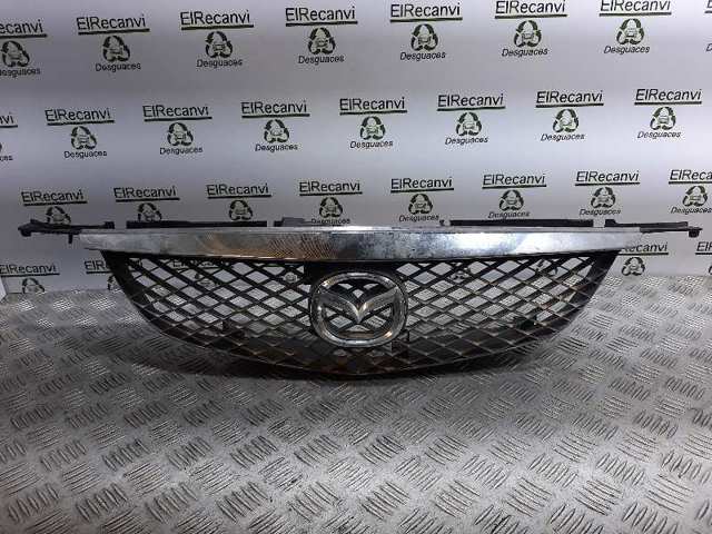 Atrapa chłodnicy Mazda Premacy CP