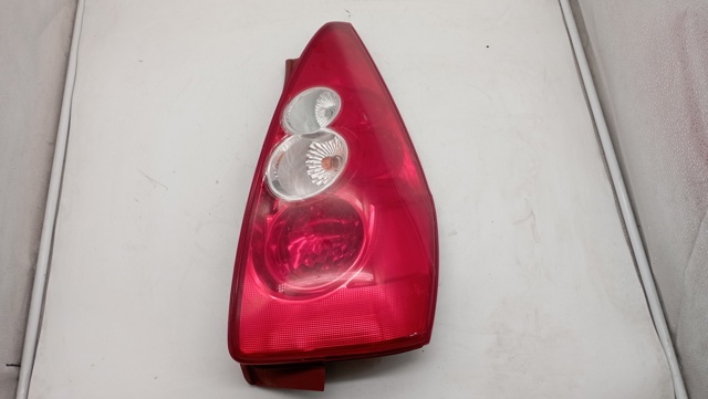 Lampa zespolona tylna prawa C23551150 MAZDA