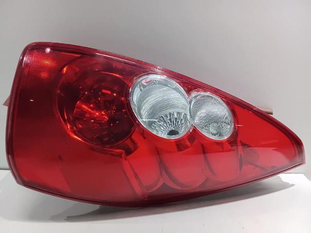 Lampa zespolona tylna prawa C23551150 MAZDA
