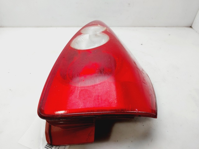 Lampa zespolona tylna prawa C23551150 MAZDA