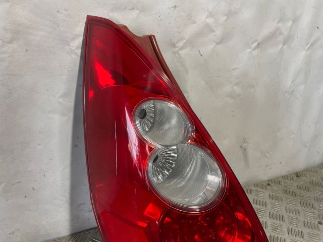 Lampa zespolona tylna lewa C23551160 MAZDA