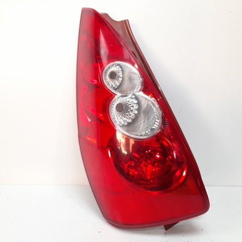 Lampa zespolona tylna lewa C23551160 MAZDA