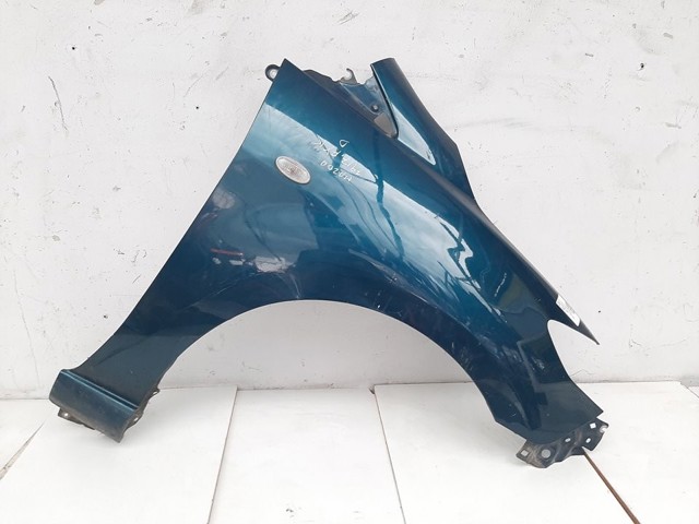 Błotnik przedni prawy C23552111C MAZDA