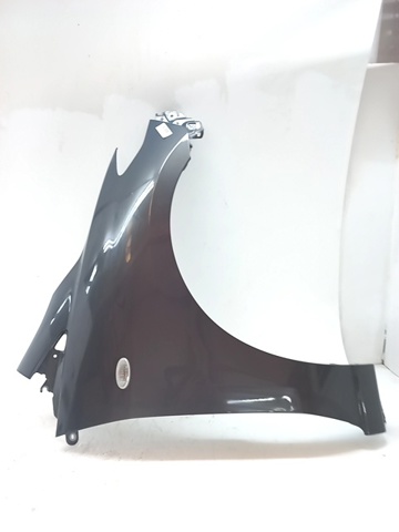 Błotnik przedni prawy C23552111C MAZDA