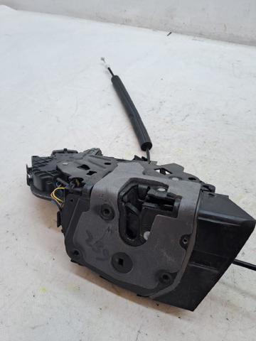 Zamek drzwi przednich prawych C2P26030 JAGUAR