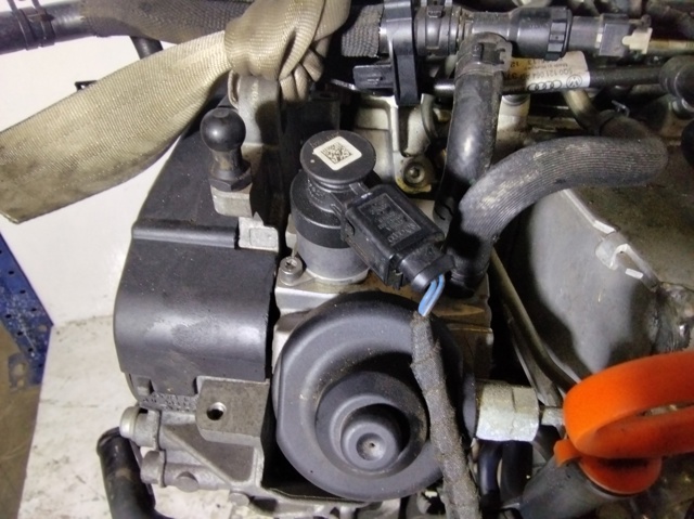 Silnik w komplecie Volkswagen Touran 3 5T1