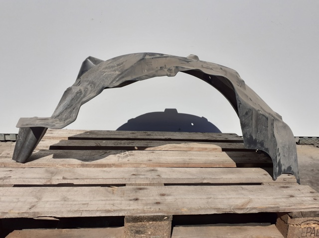 Nadkole błotnika przedniego lewe Land Rover Discovery 4 L319