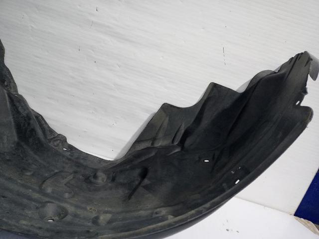 Nadkole błotnika przedniego lewe Land Rover Discovery 4 L319