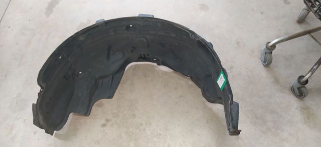Nadkole błotnika przedniego lewe CLF500253 LAND ROVER