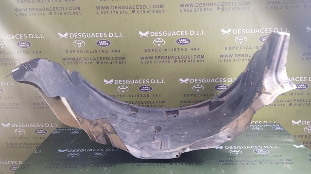 Nadkole błotnika przedniego lewe Land Rover Discovery 4 L319