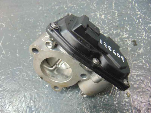 Przepustnica, komplet CM5G9F991FC FORD