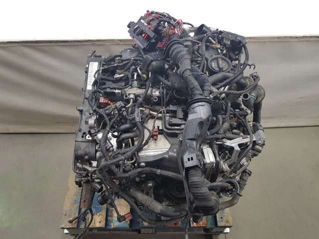 Silnik w komplecie CNHA VAG