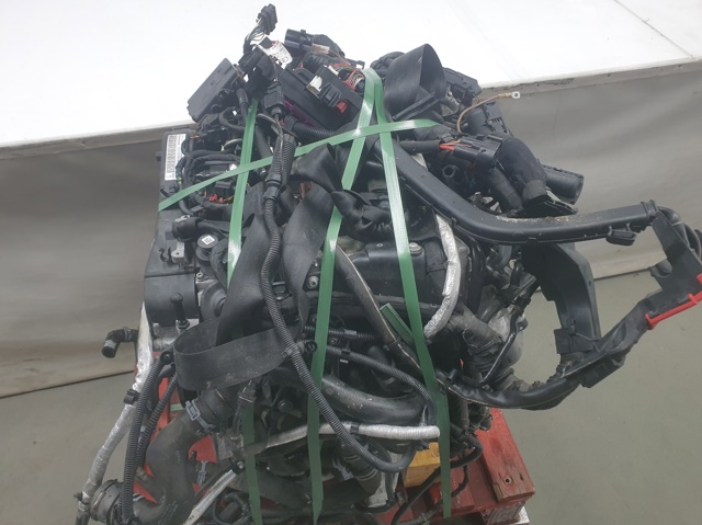 Silnik w komplecie CNHA VAG