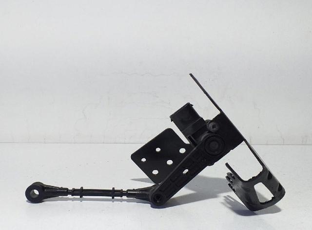 Czujnik poziomowania karoserii tylny CPLA3D026BA LAND ROVER