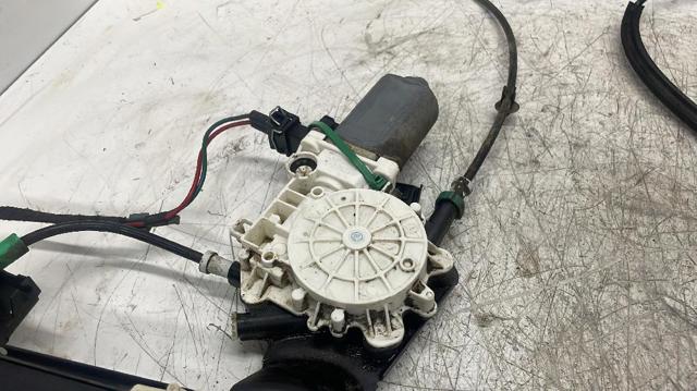 Mechanizm podnoszenia szyby drzwi przednich prawych CUH000023 LAND ROVER