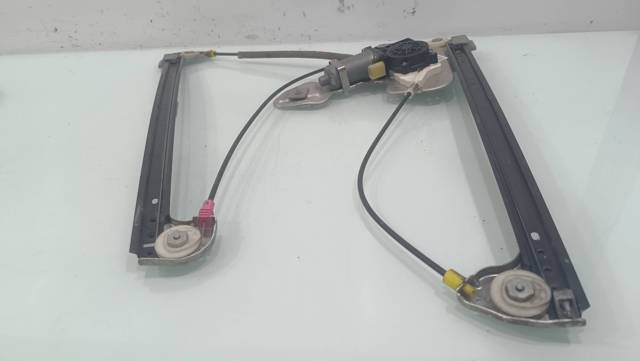 Mechanizm podnoszenia szyby drzwi przednich prawych CUH000182 LAND ROVER