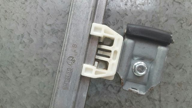 Mechanizm podnoszenia szyby drzwi przednich prawych Rover 75 RJ