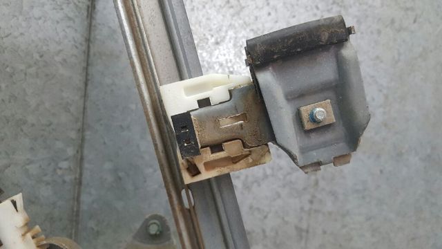 Mechanizm podnoszenia szyby drzwi przednich prawych Rover 75 RJ