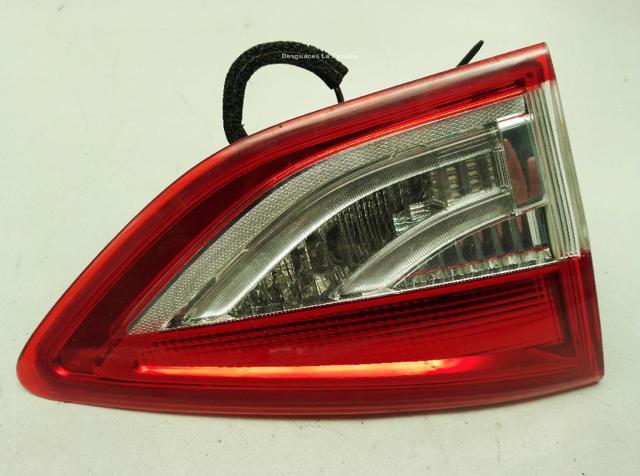 Lampa zespolona tylna lewa wewnętrzna CV4413A603BF FORD