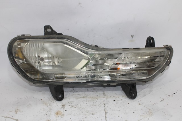 Lampa przeciwmgielna prawa CV4413B220AG FORD