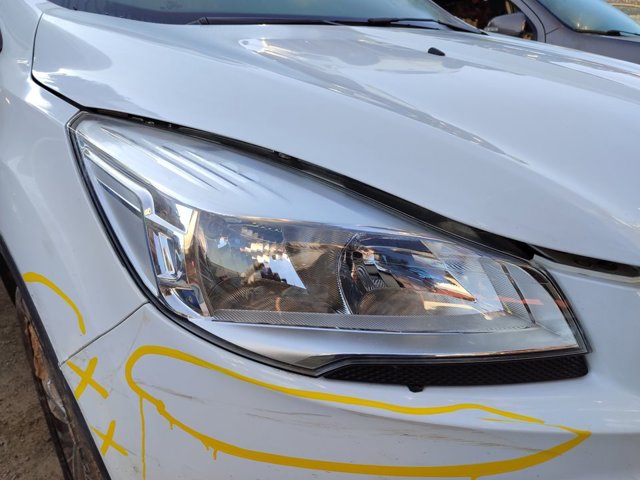 Reflektor prawy CV4413W029AE Ford