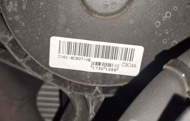 Dyfuzor chłodnicy, w komplecie z silnikiem i wirnikiem CV618C607VB FORD