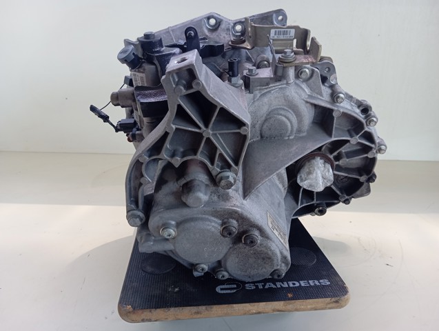 Mechaniczna skrzynia biegów w komplecie CV6R7002PF FORD
